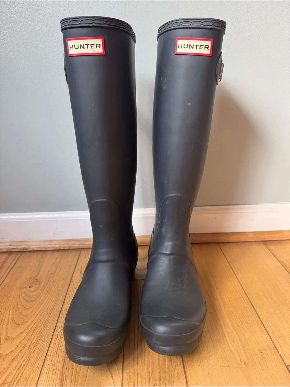 Hunter classic matte black tall mid boot rain boot preloved 7